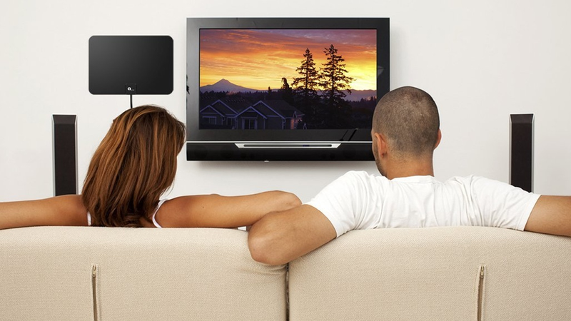 1byone Amplified HDTV Antenna, $23 with code SS38X7QO